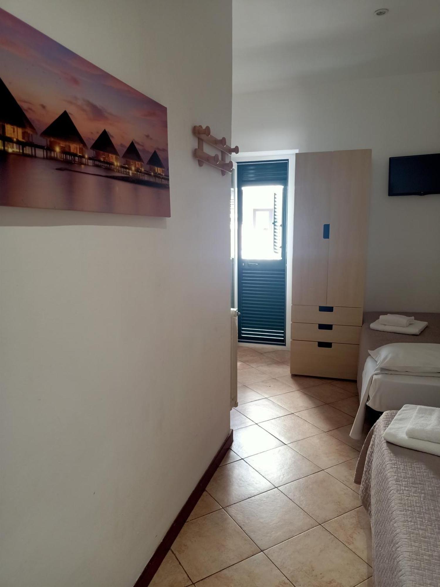 ארנצאנו Hotel Serena מראה חיצוני תמונה