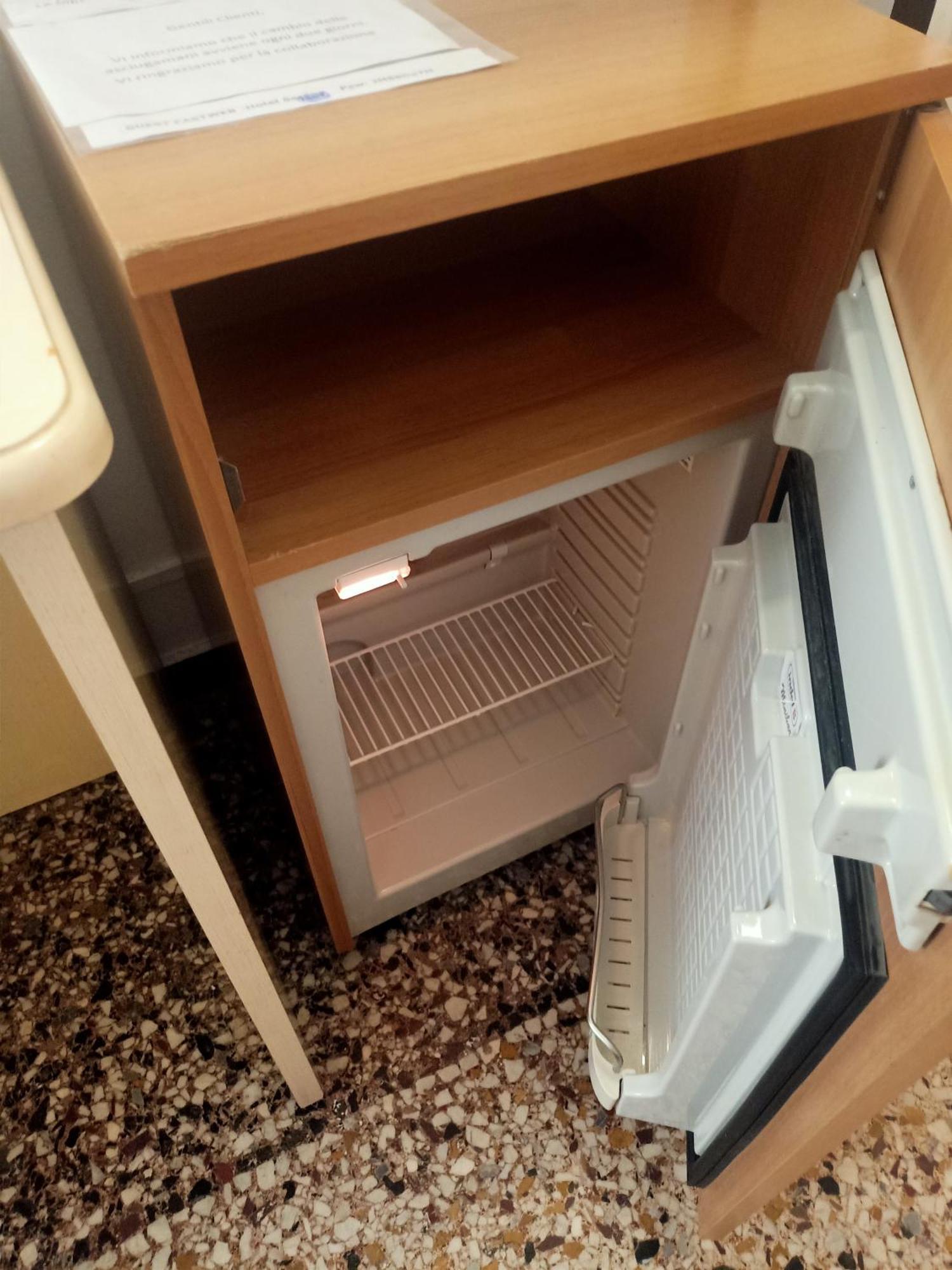 ארנצאנו Hotel Serena מראה חיצוני תמונה